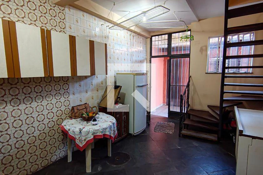 Casa de 420 m² com 4 quartos, 3 vagas e quintal — photo 29