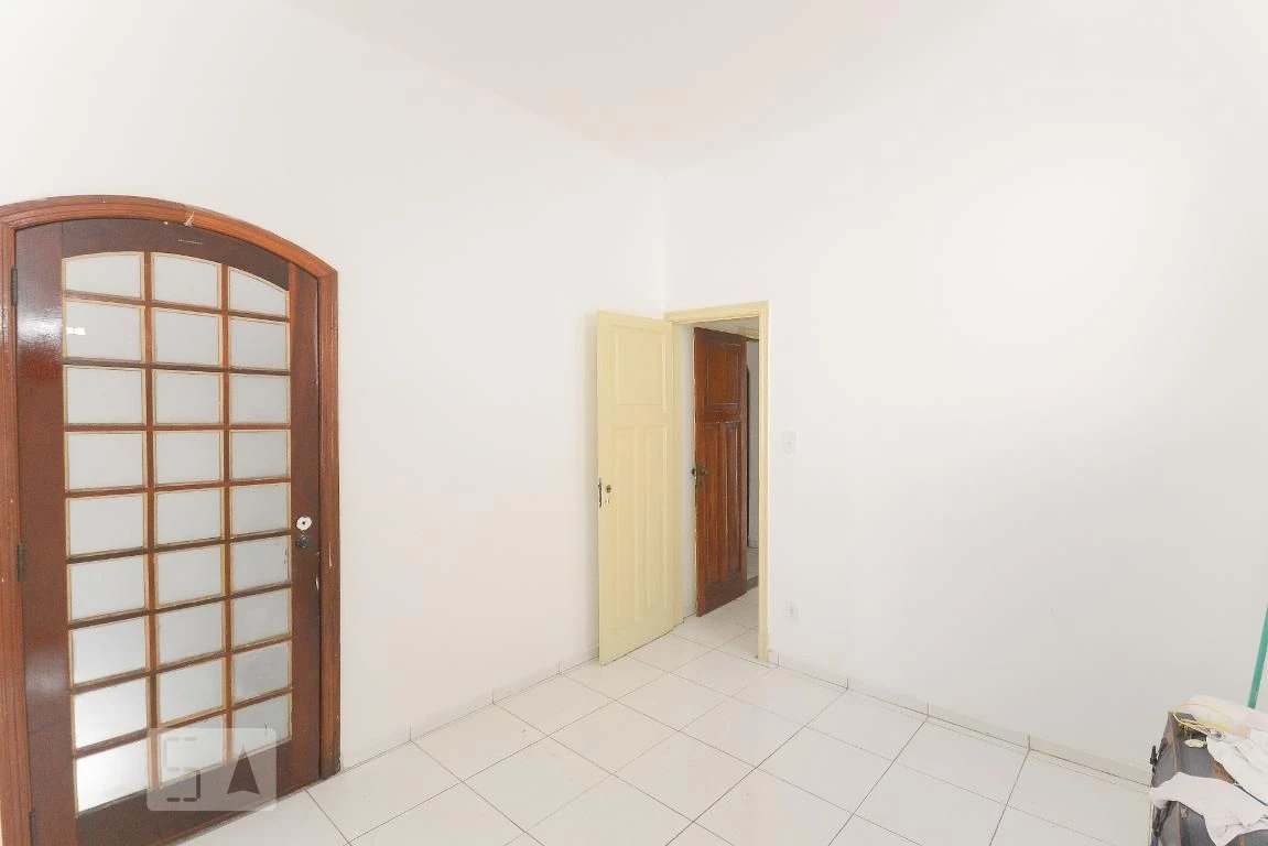 House for rent with 5 bedrooms and 2 bathrooms — photo 52