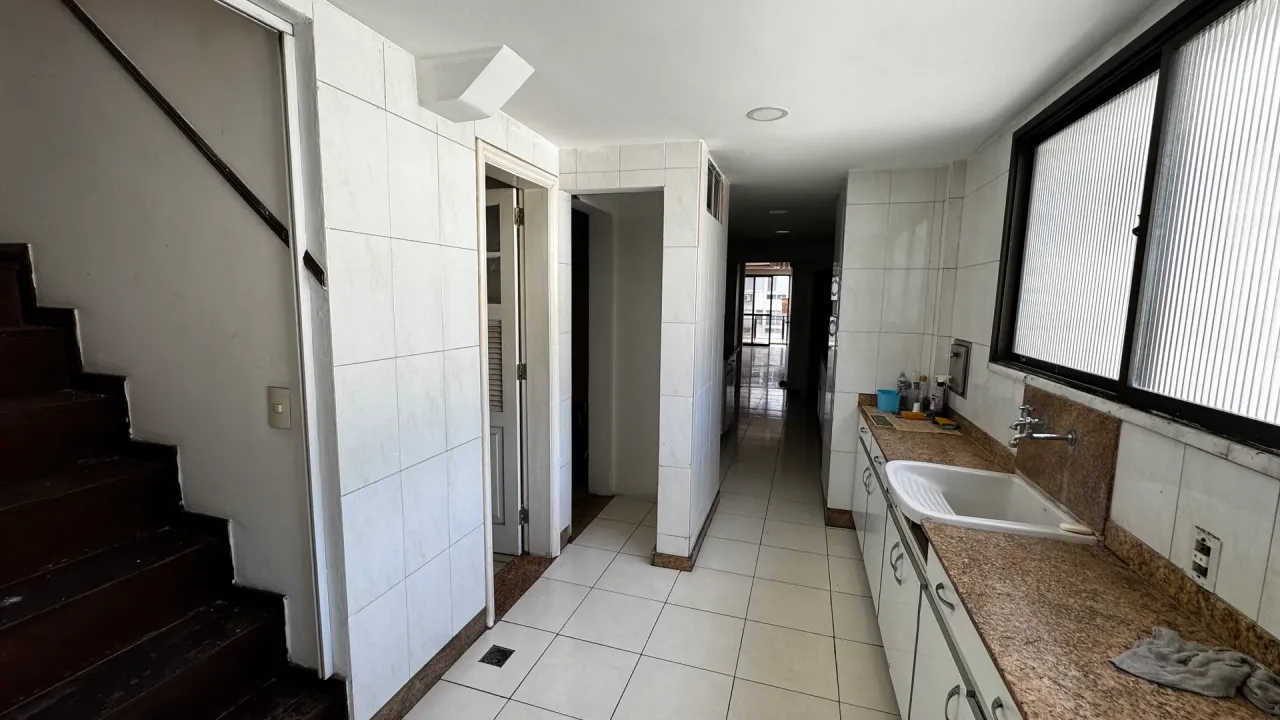 Duplex 469 m² with 5 bedrooms and a gas stove kitchen — photo 5