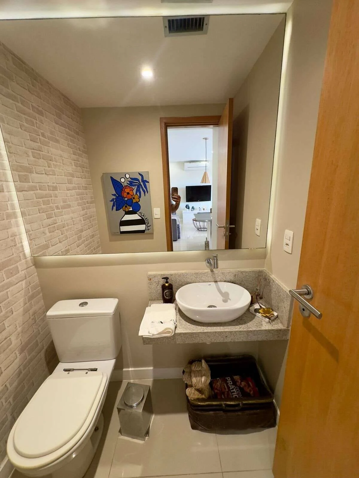 Квартира 213 м² з балконом із грилем та панорамними вікнами — photo 25