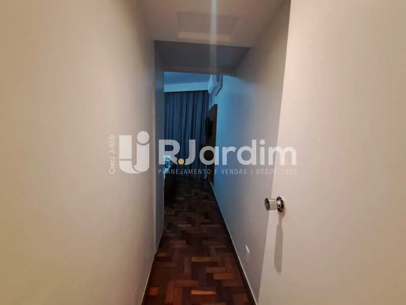 Furnished 4-bedroom apartment with 4 baths, 133 m² — photo 3
