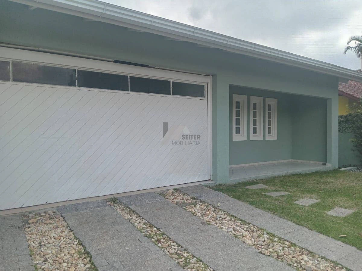 3-bedroom house with a private pool in Florianópolis — photo 8