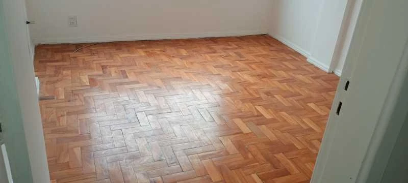 Unfurnished apartment with 3 bedrooms and 2 bathrooms — photo 5
