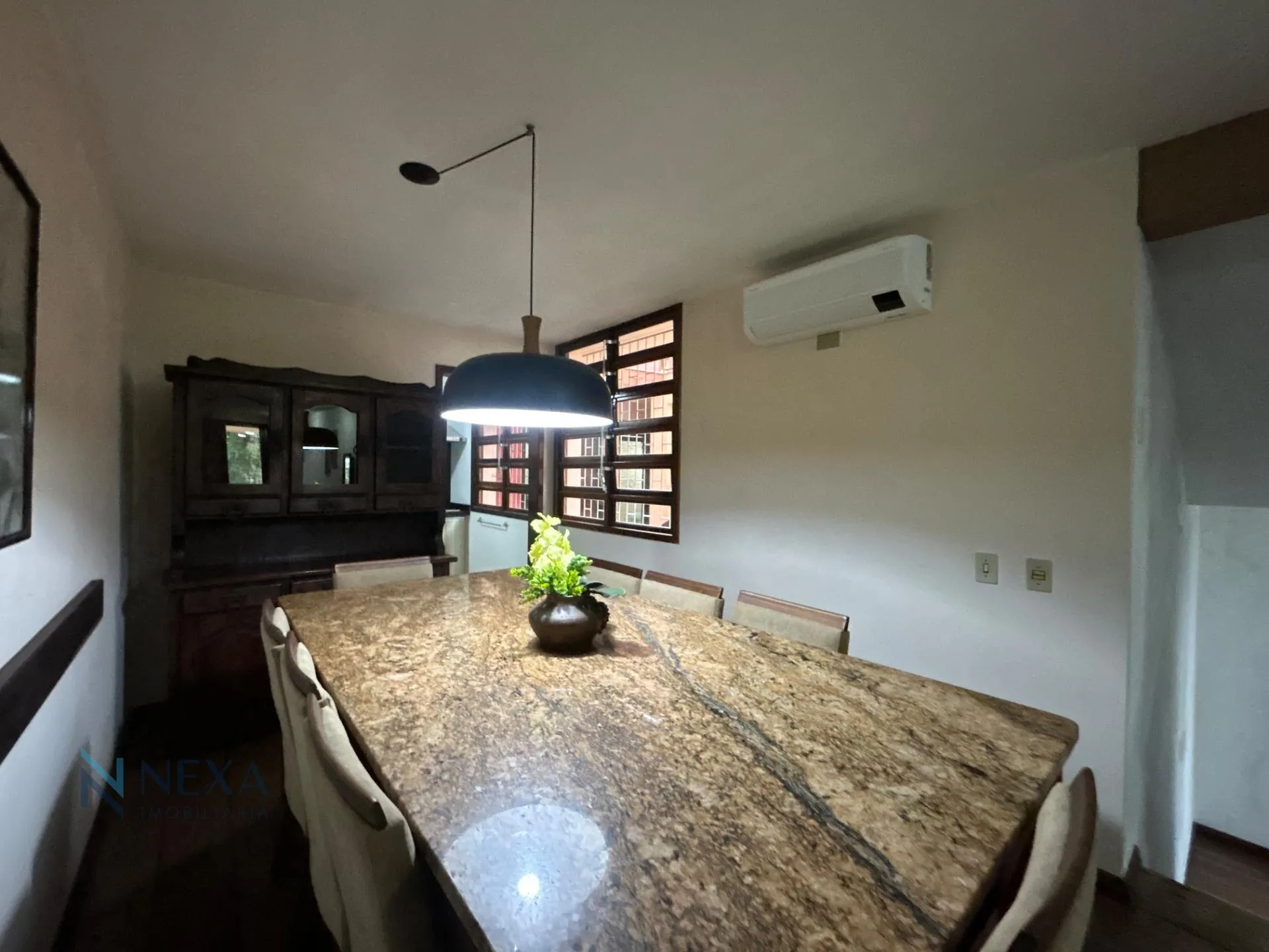 House with 5 bedrooms and 499 m², 2 en-suites — photo 55