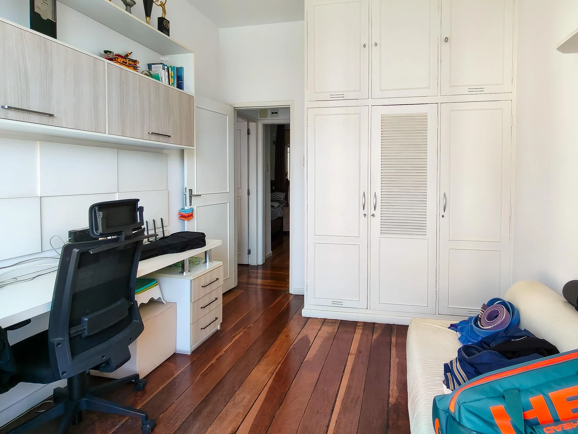 Rental apartment with 3 bedrooms and a private garden — photo 40