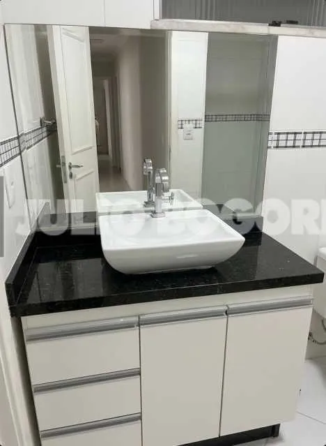 3-bedroom apartment with a washing machine in Rio de Janeiro — photo 5