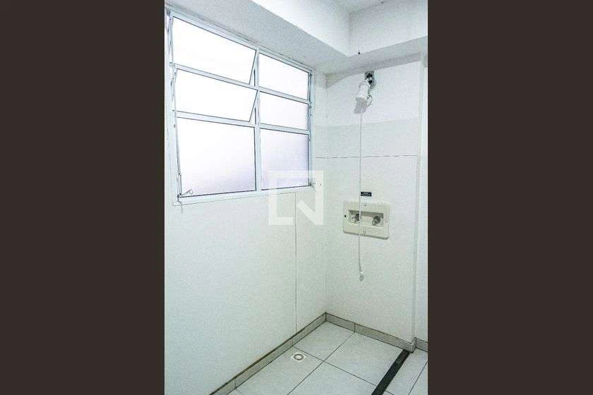 Apartamento de 1 quarto com área de serviço e 60 m² — photo 9