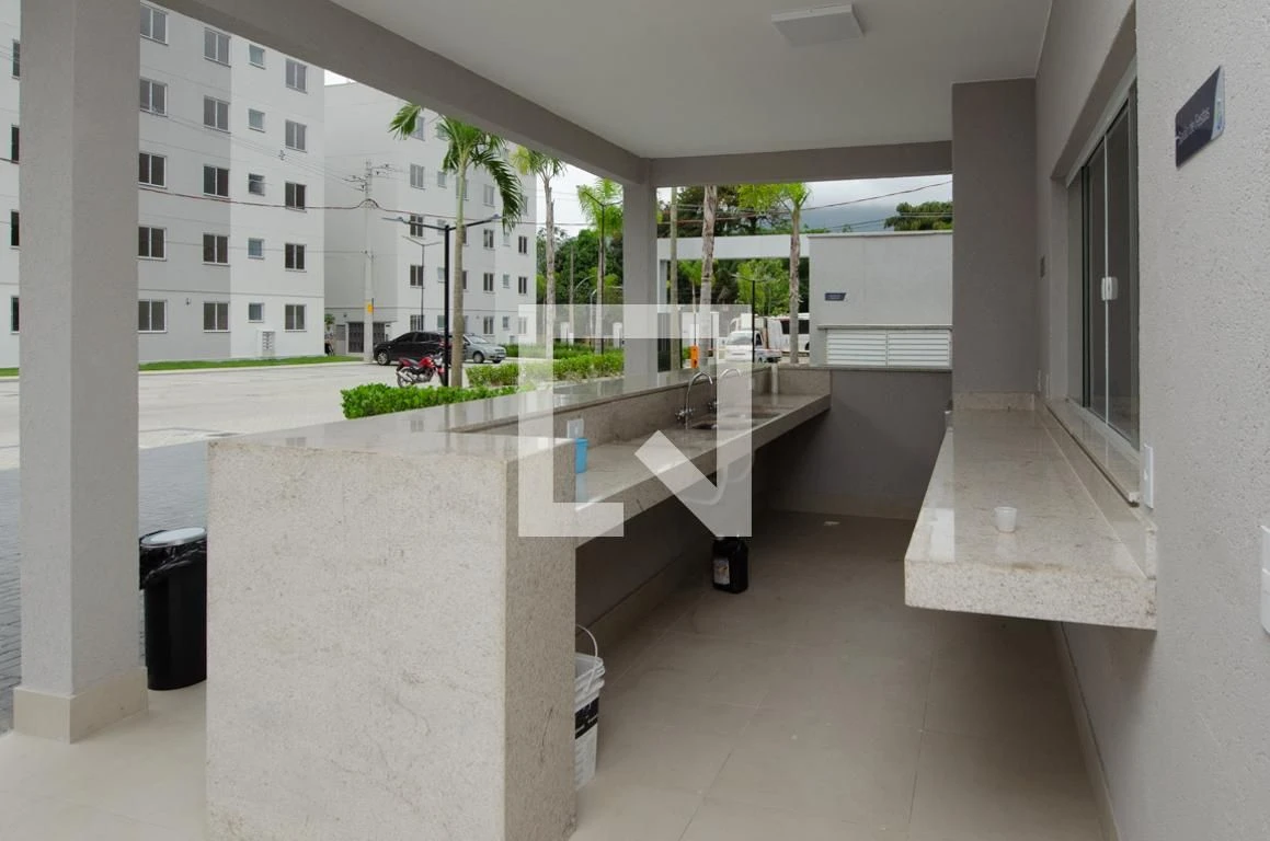 Furnished 2-bedroom apartment with 1 bathroom and mountain view — photo 35