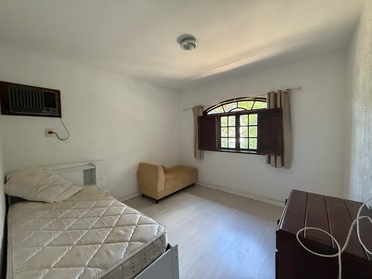 Casa mobiliada com 4 quartos e 5 banheiros — photo 22