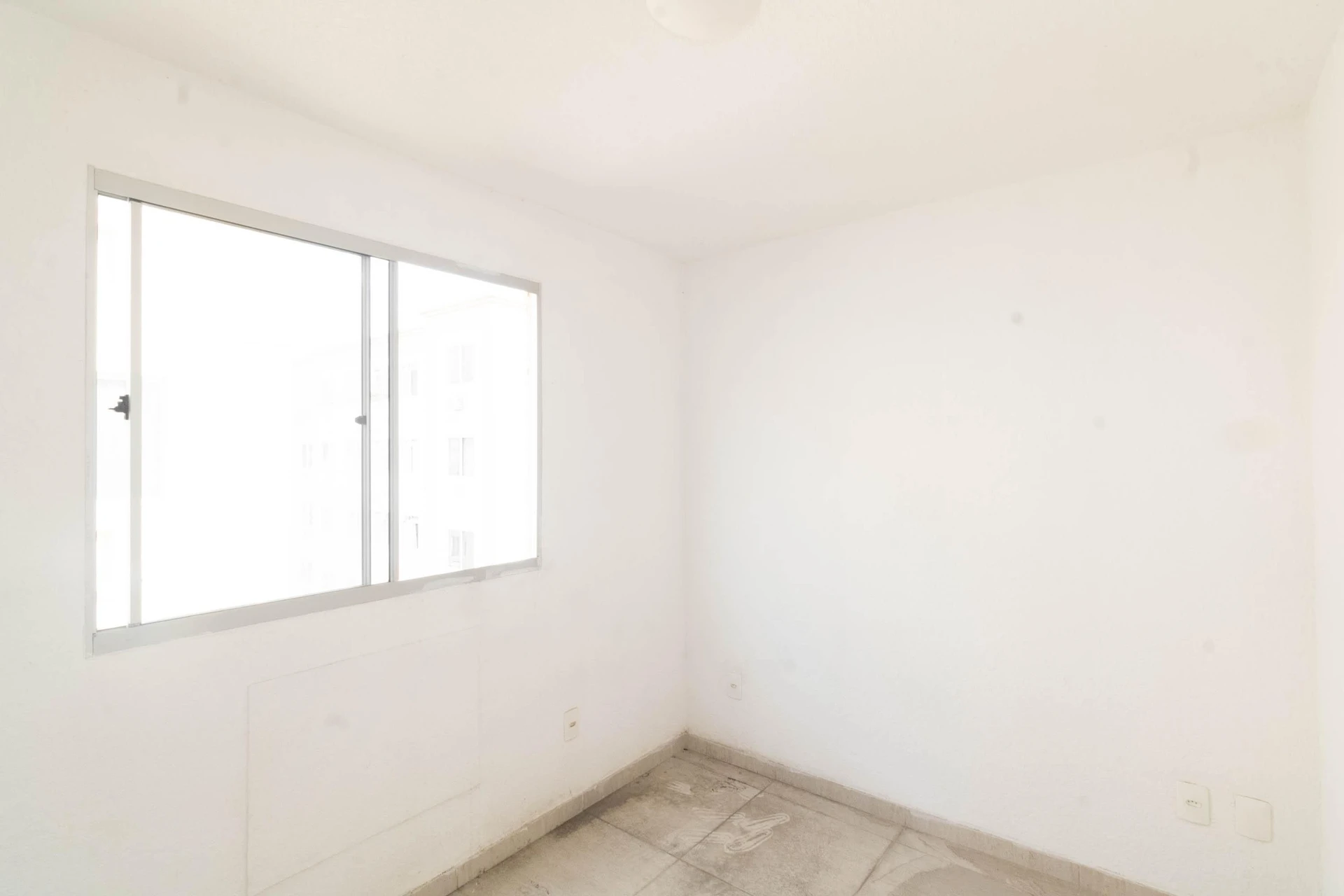 2-bedroom rental apartment with a balcony — photo 10