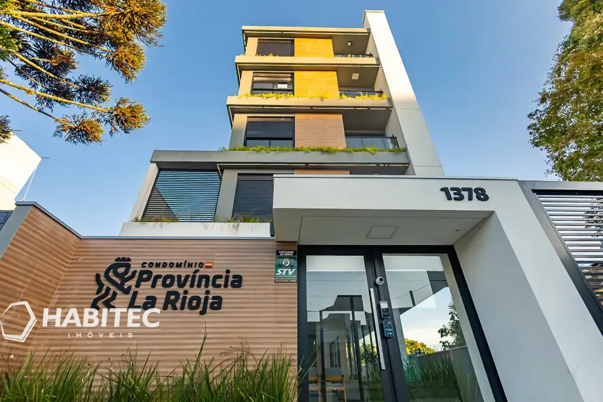 Studio with 1 bedroom, kitchenette, tile flooring