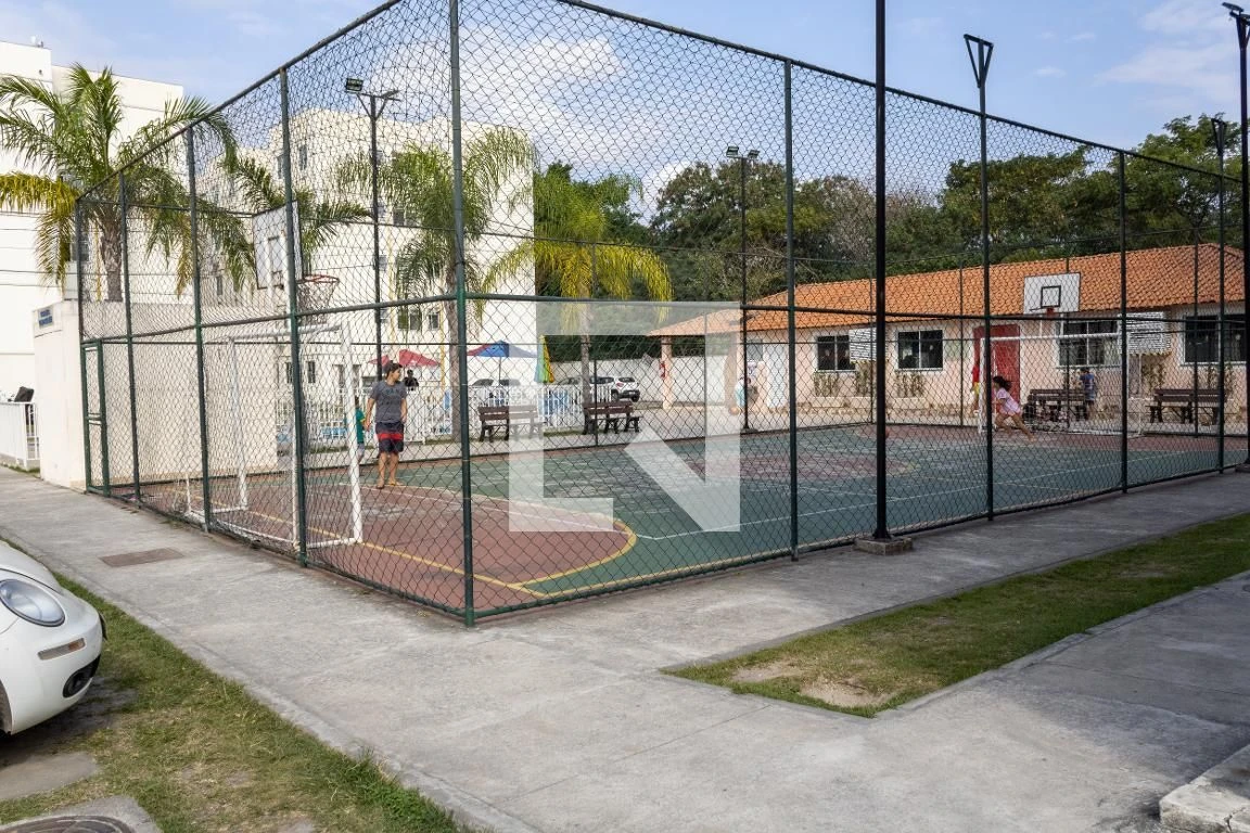 Apartamento sem mobília com churrasqueira na varanda — photo 23