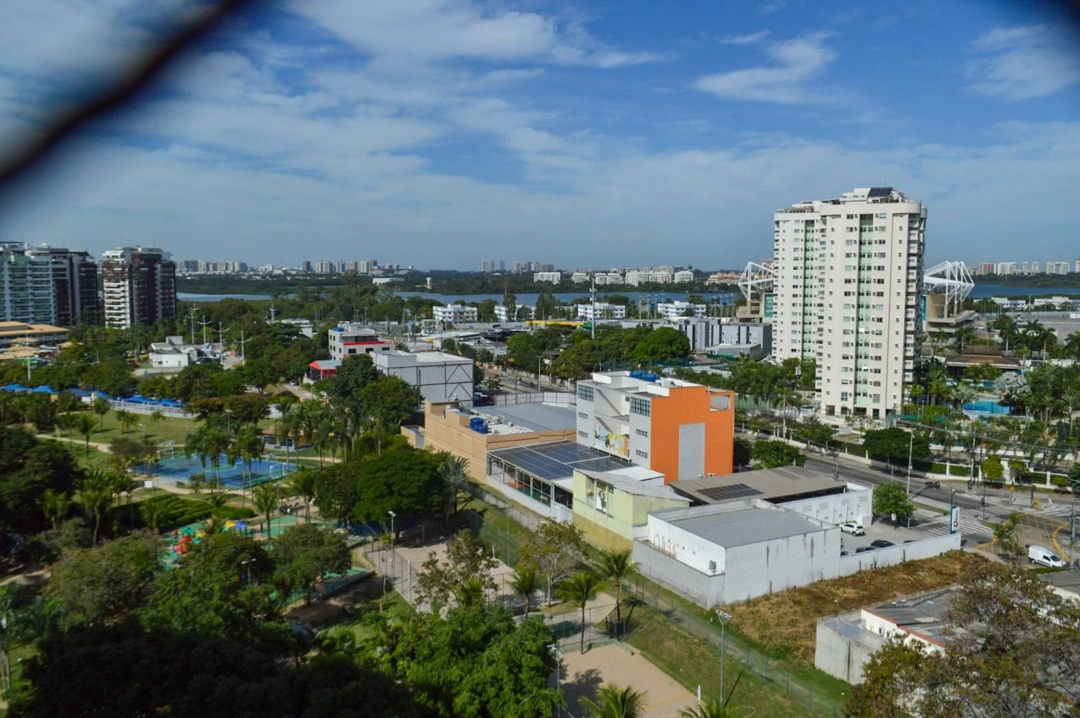 Квартира з 3 спальнями та пральною машиною — photo 13