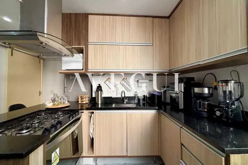 3-bedroom apartment with a washing machine in Rio de Janeiro — photo 15