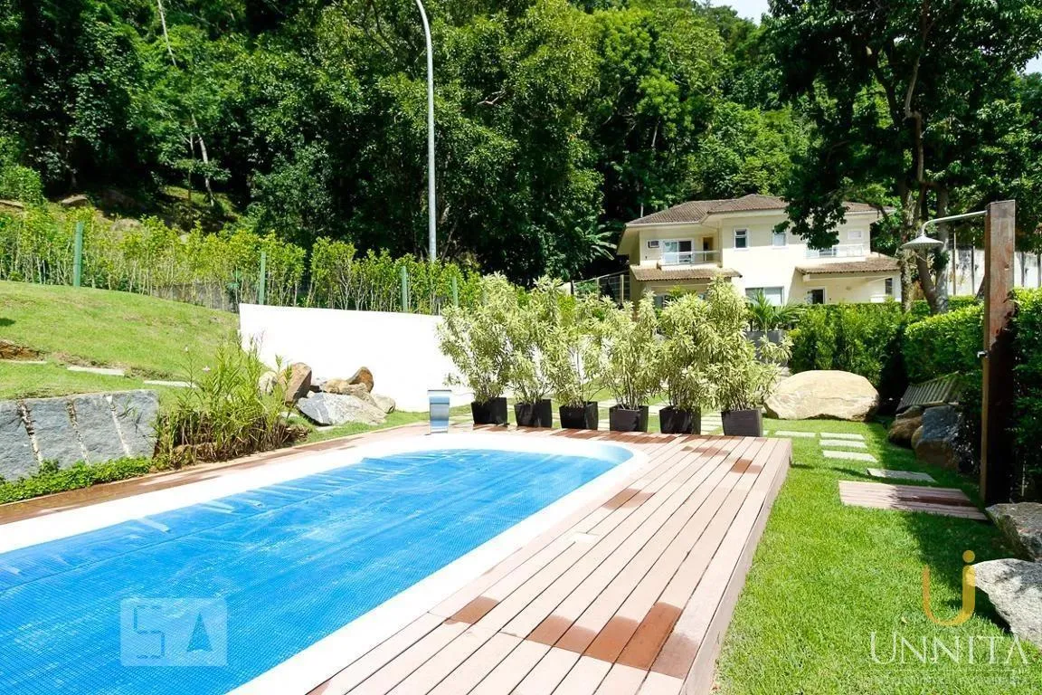 House, 450 m², with a mountain view — photo 19