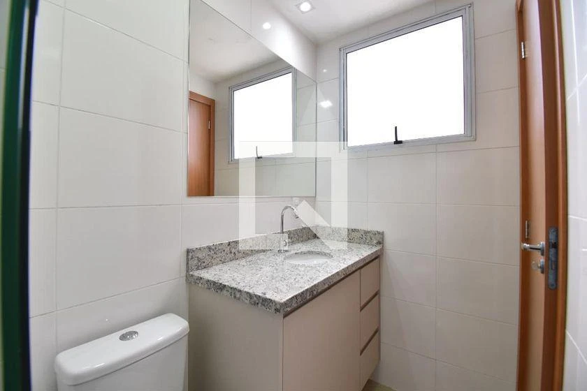 2-bedroom apartment with a home office in Curitiba — photo 25