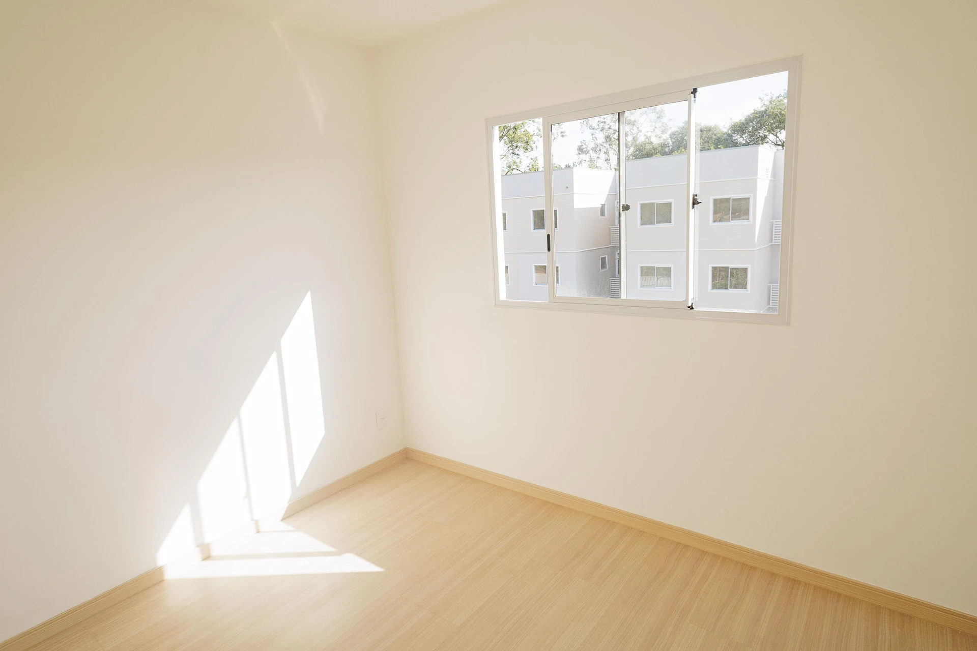 Apartment for rent with 2 bedrooms and a condo pool — photo 3