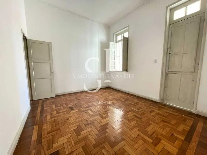 Casa com 4 quartos, 3 banheiros e 4 vagas — photo 15