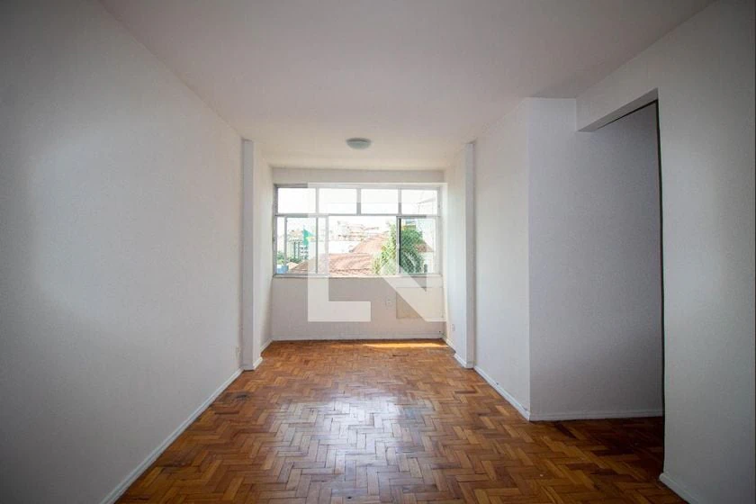 Apartment, 85 m², with wood or laminate floors — photo 15