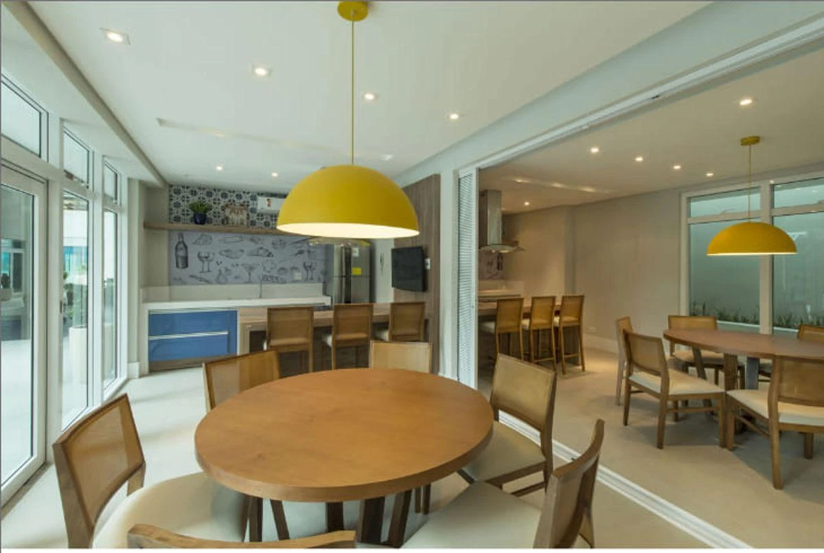Квартира 31 м² з панорамними вікнами та заскленим балконом — photo 10