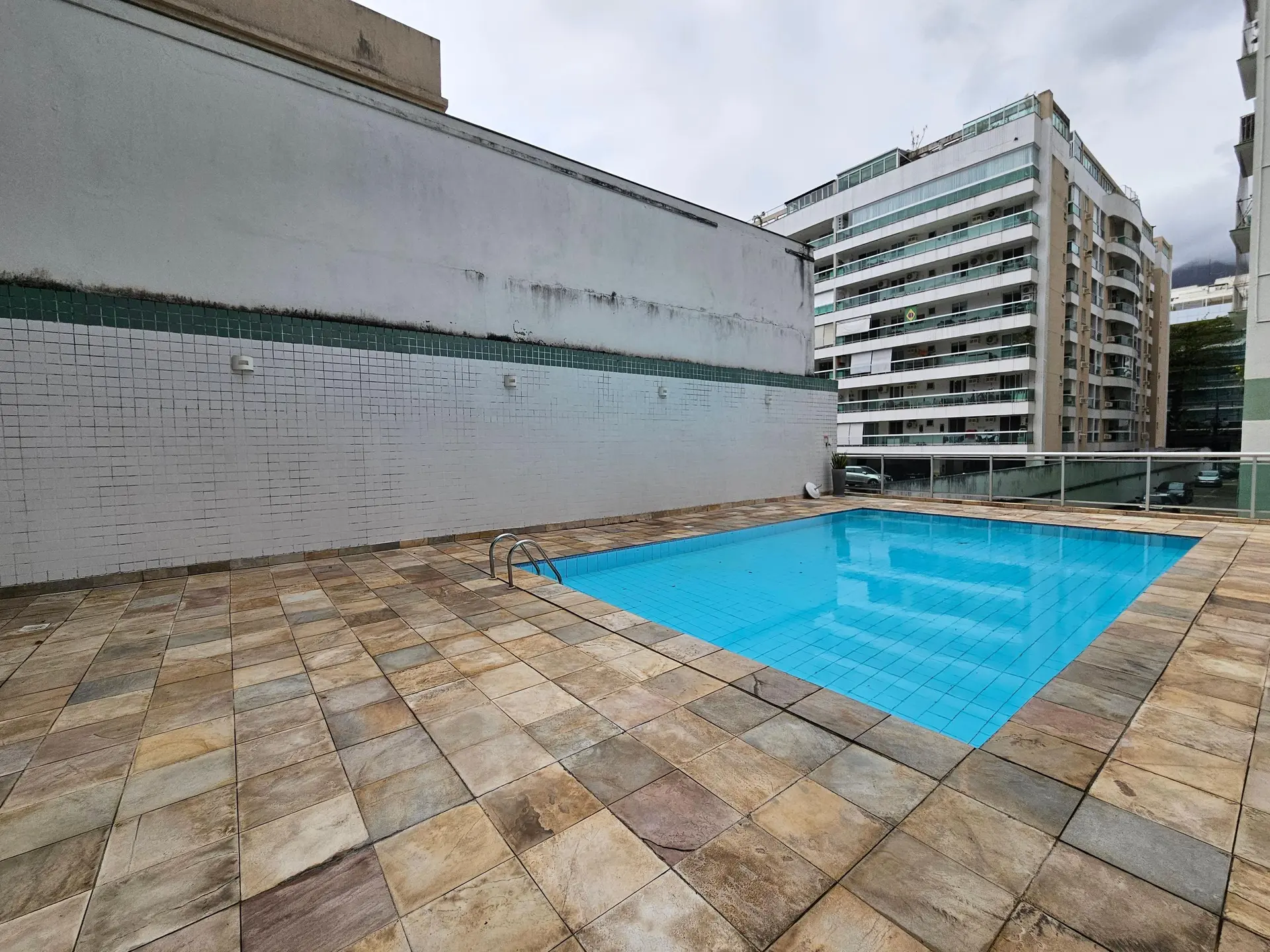 356 m² apartment with a water view and a home office — photo 33