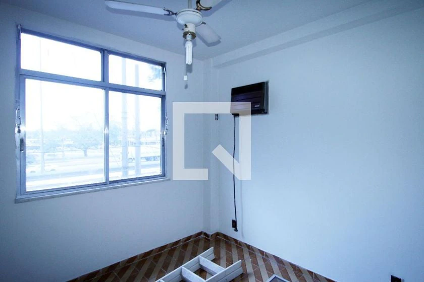 2-bedroom apartment in a building with a gym — photo 14