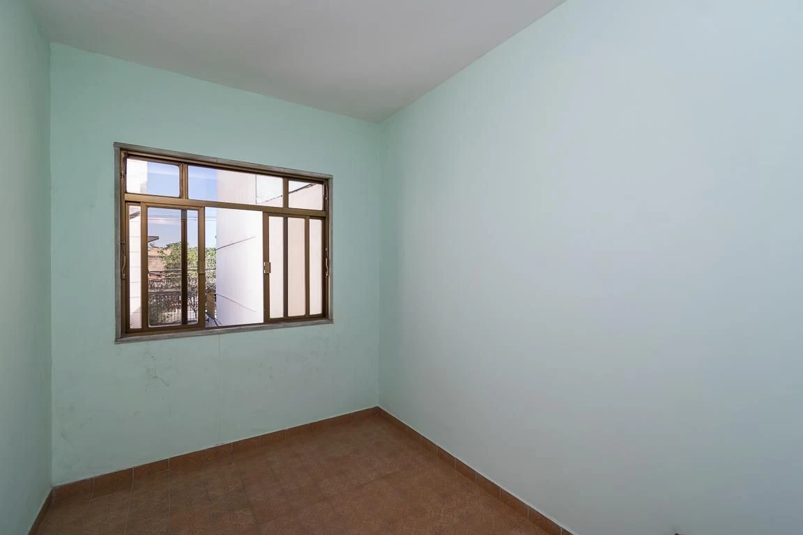 Casa sem mobília com 4 quartos e varanda — photo 86