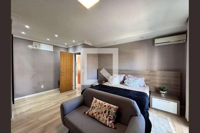 Condominium house with 4 en-suite bedrooms and 800 m² — photo 9