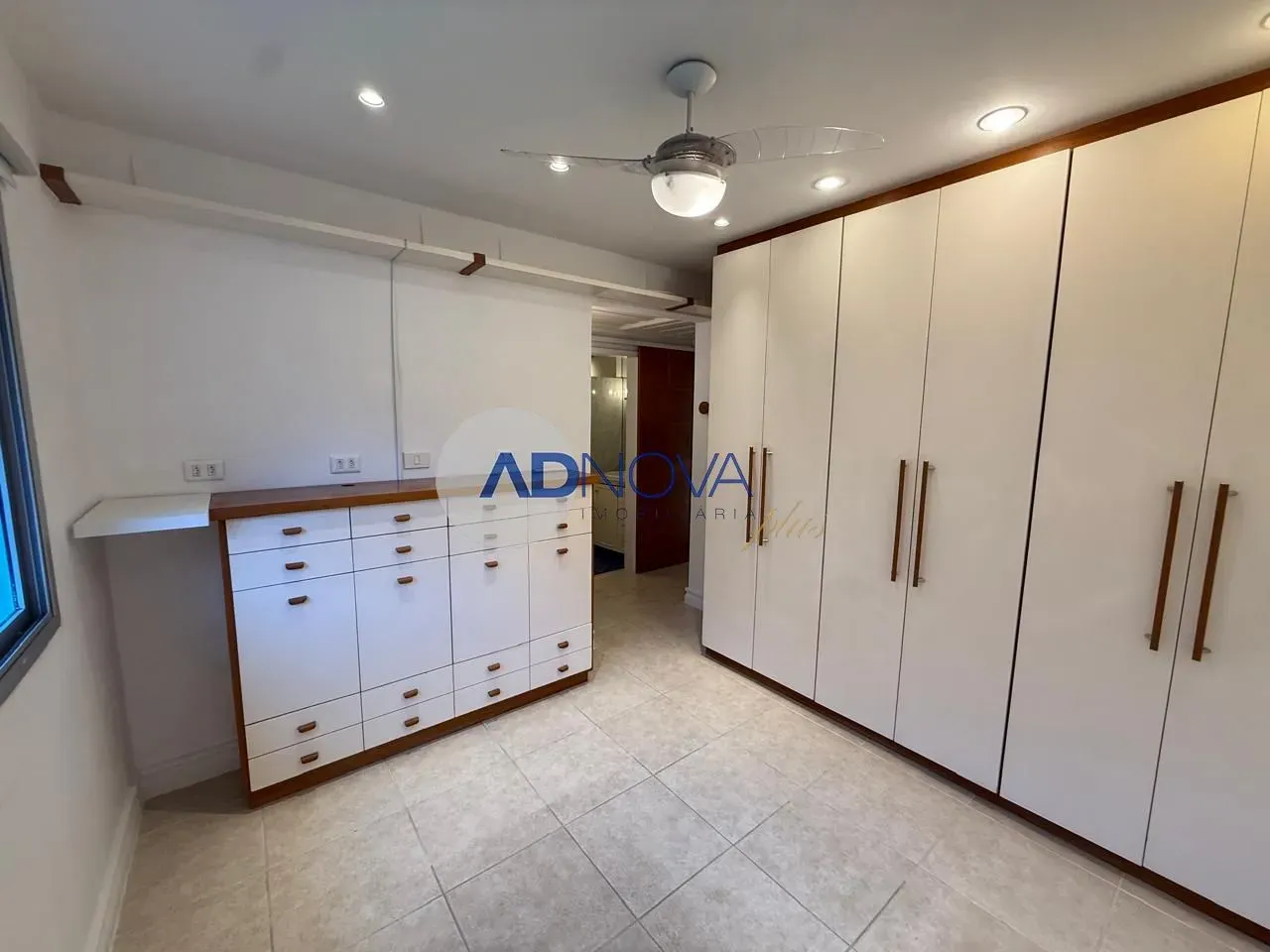 2-bedroom apartment with a bathtub — photo 3