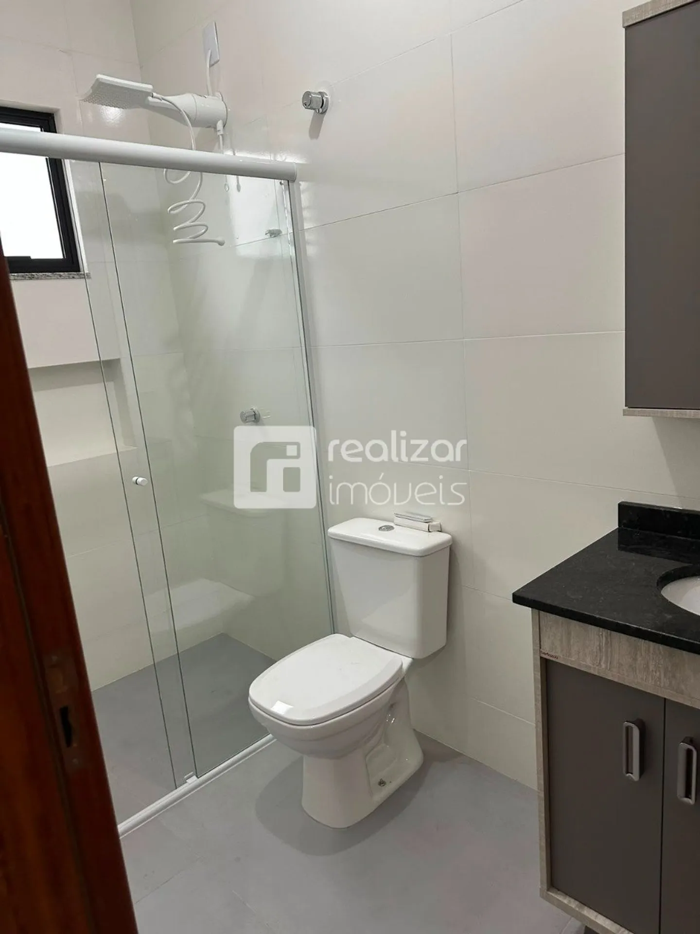 3 en-suite townhouse with laundry area, 146 m² — photo 11