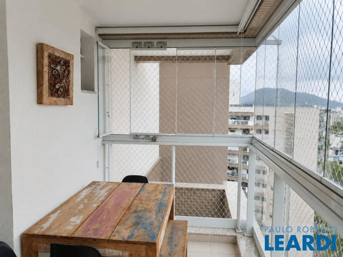 Furnished apartment, 70 m², with a grill on the balcony — photo 23