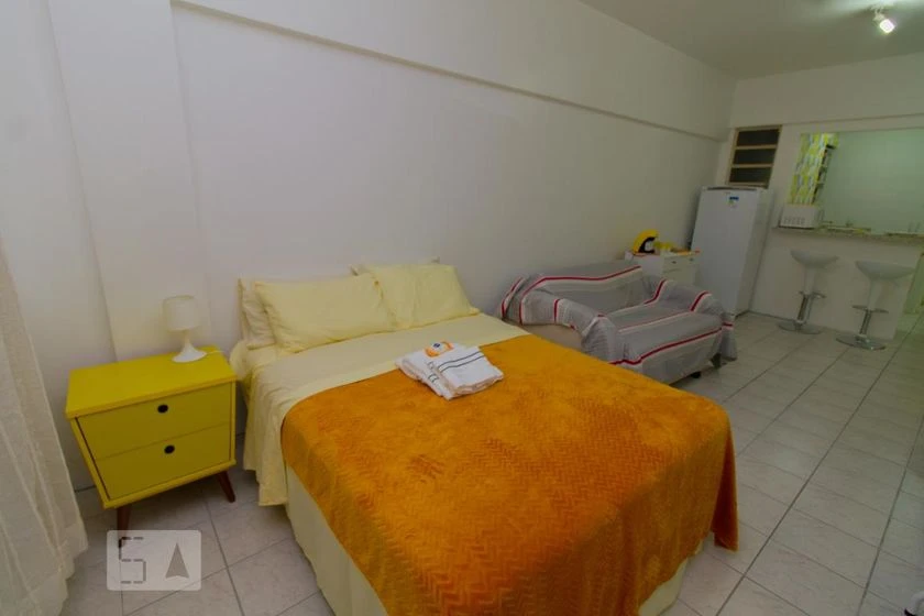 Estudio sin amueblar con cocina abierta y 1 dormitorio — photo 8