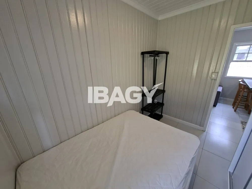 House with 3 bedrooms and open-plan gas kitchen — photo 12