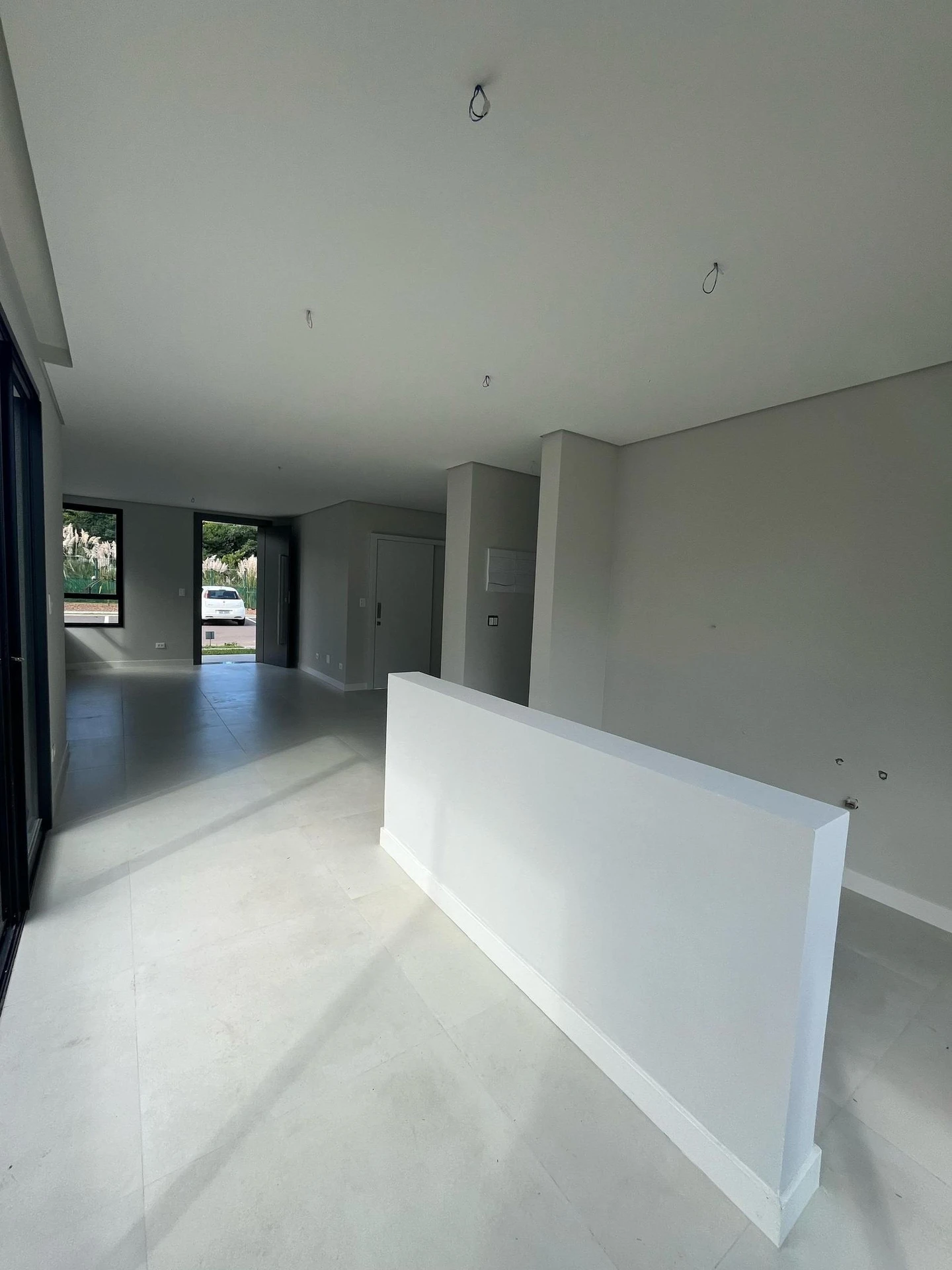 3-bedroom house with floor-to-ceiling windows in Curitiba — photo 7