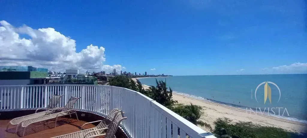 2-bedroom apartment with a private BBQ area — photo 4