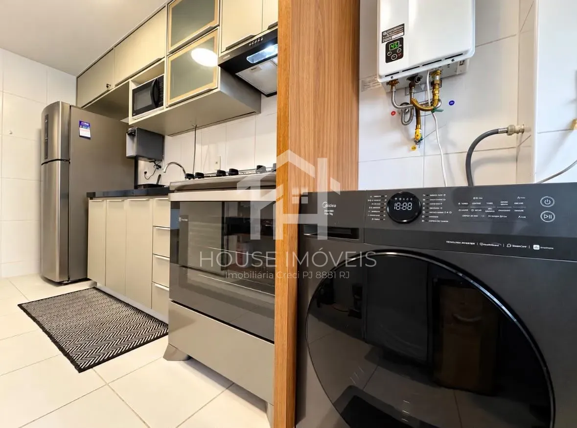 Furnished apartment, 118 m², with floor-to-ceiling windows — photo 26