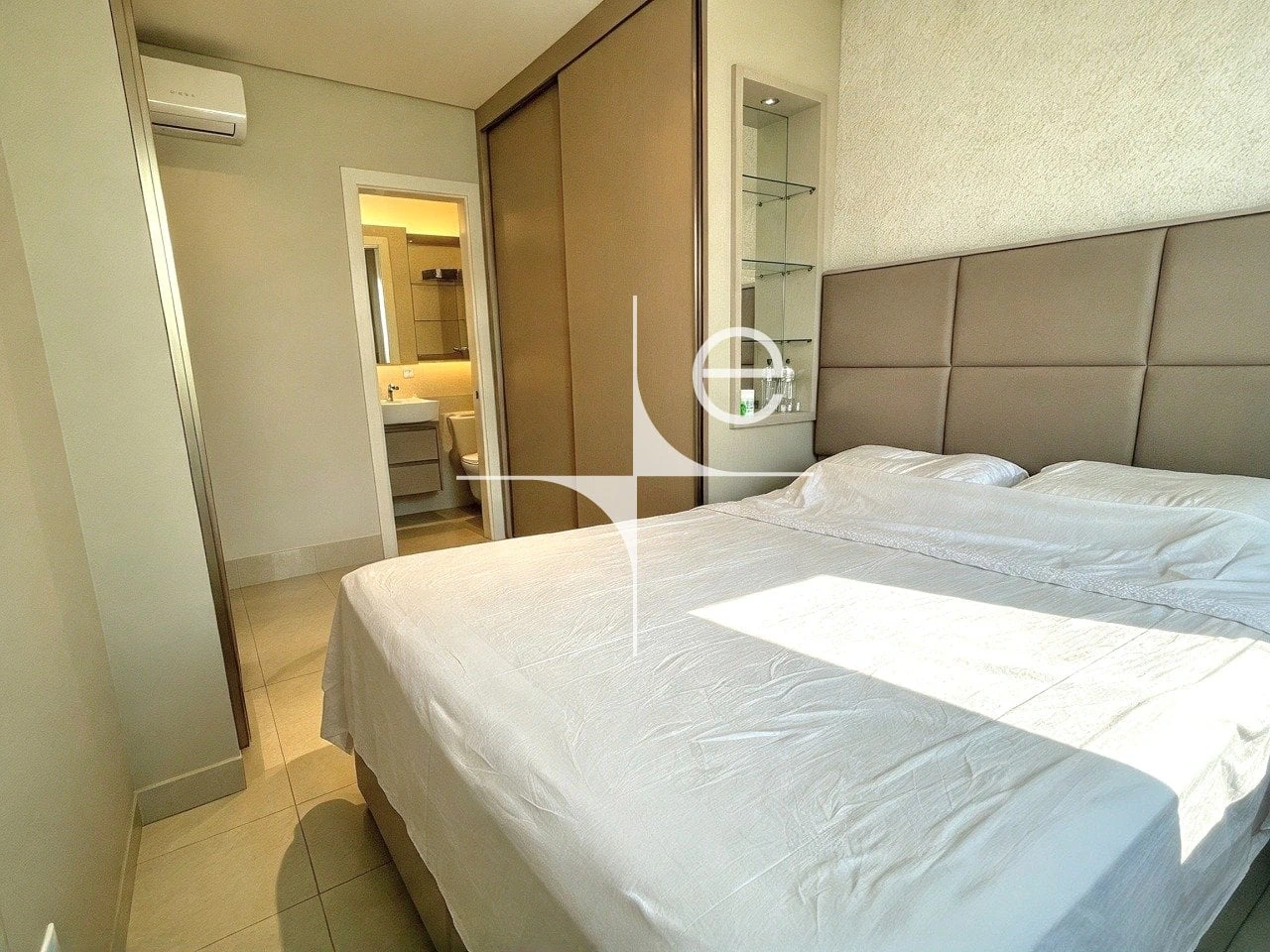 2-bedroom apartment in a building with a sauna — photo 16