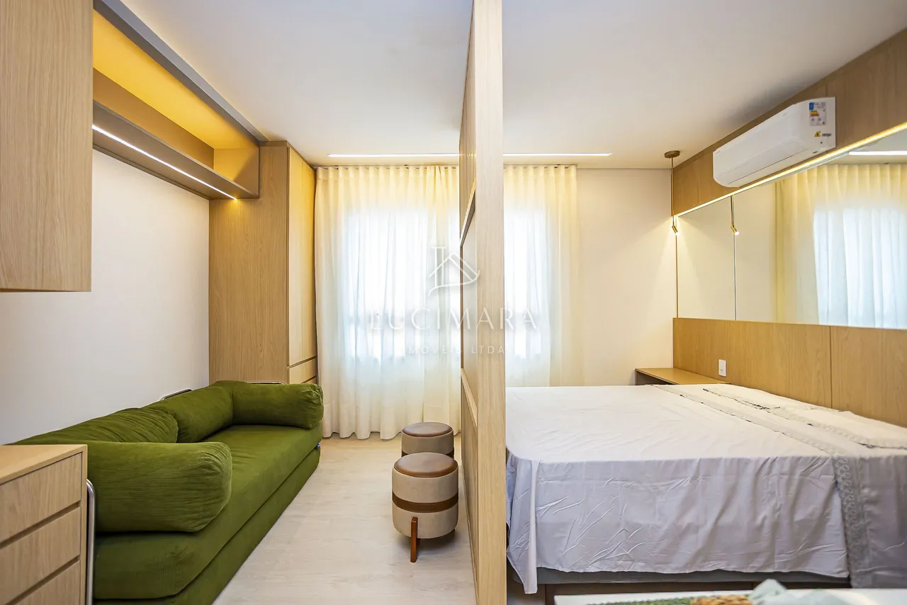 Furnished 1-bedroom apartment with open-plan kitchen — photo 5