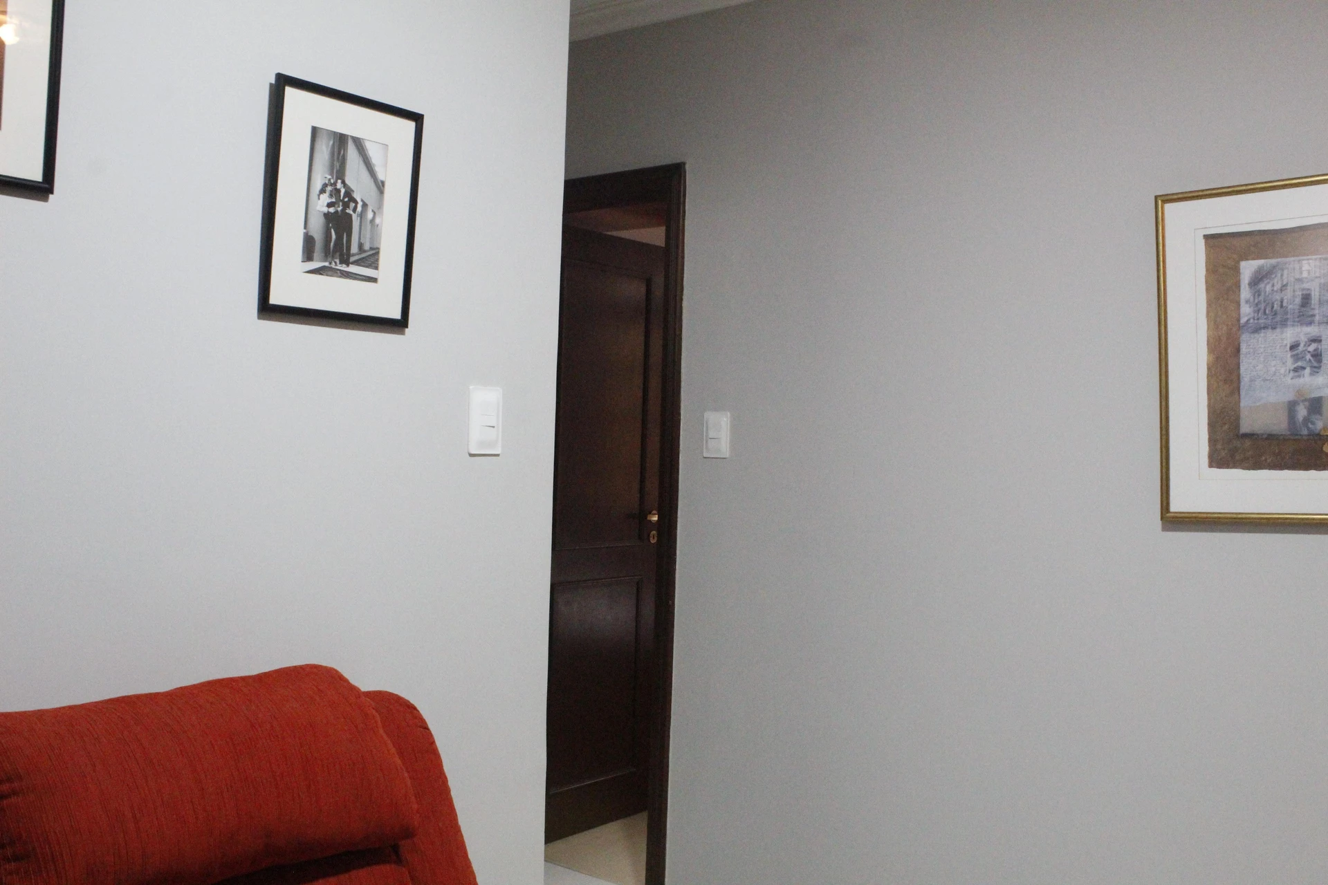 House with 5 bedrooms and 5 parking spaces — photo 32