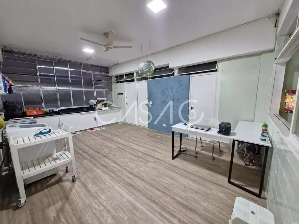 Rental apartment with 4 bedrooms and 330 m² — photo 2