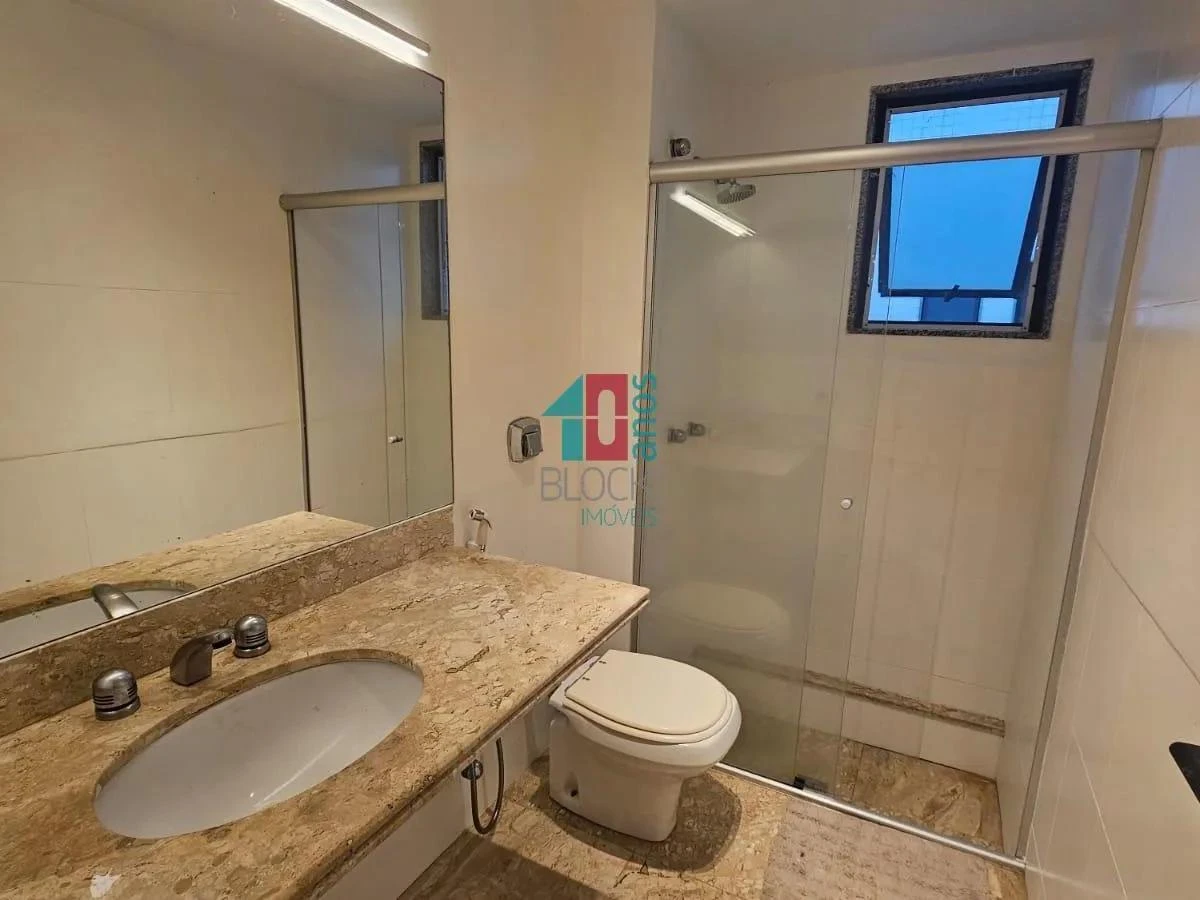 101 m² apartment with 3 bedrooms and a glass balcony — photo 3