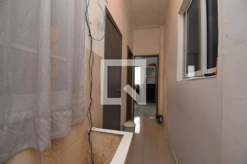 Apartment with wood floors, 2 bedrooms and 130 m² — photo 30