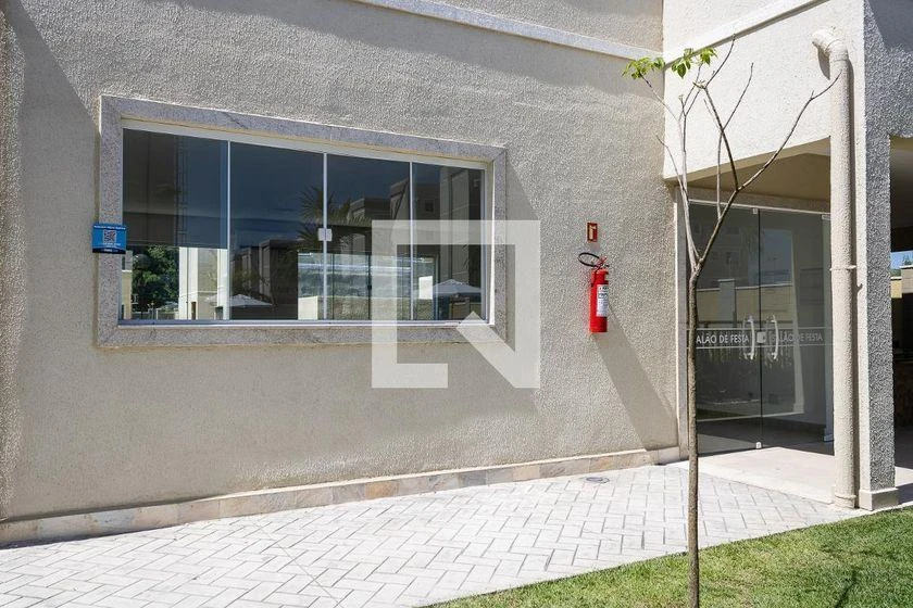 Furnished apartment, 44 m², with a washing machine — photo 3