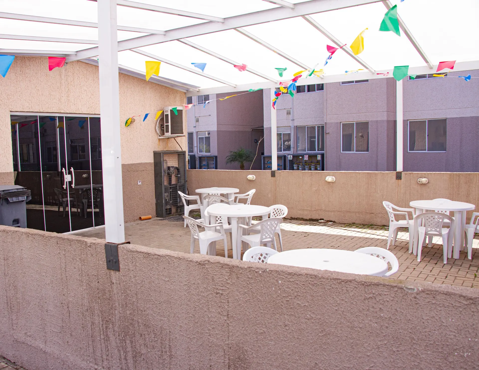 2-bedroom apartment with balcony and private garden — photo 22