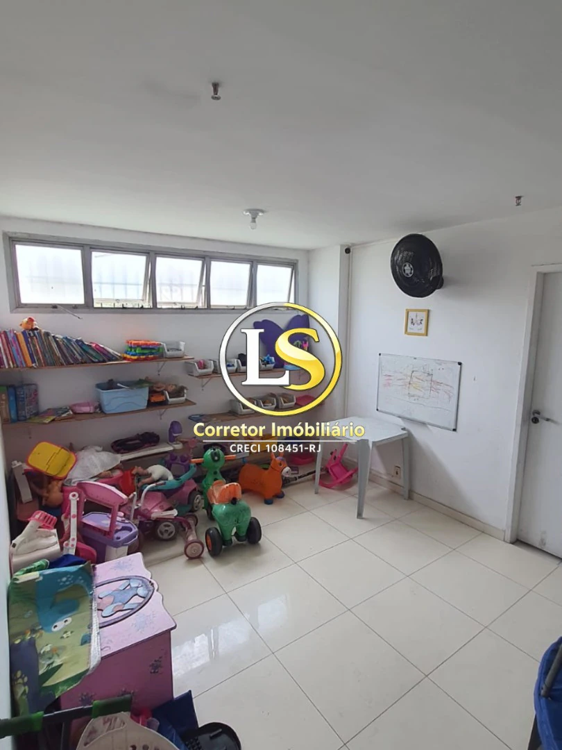 Unfurnished 60 m² apartment with 2 bedrooms and balcony — photo 24