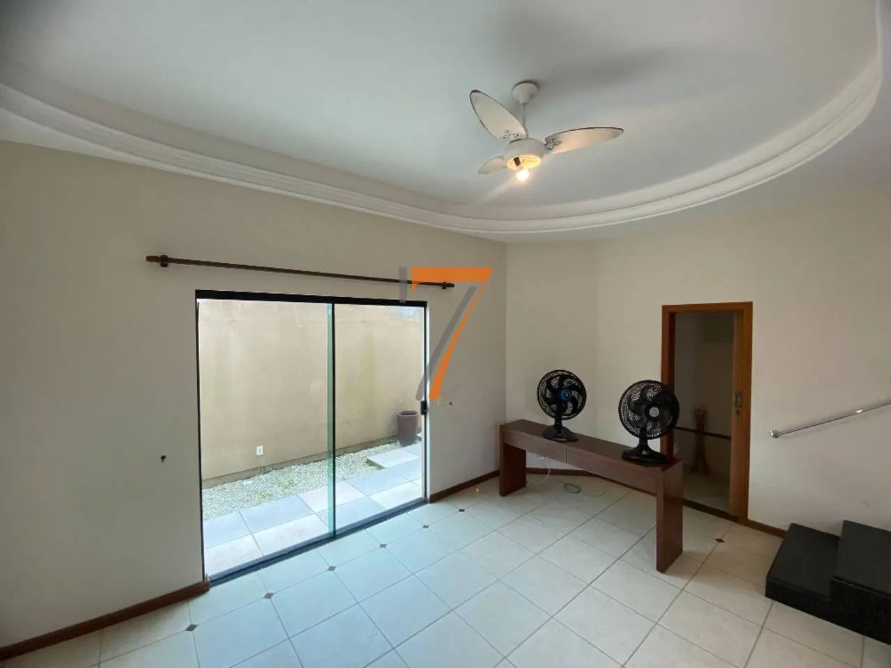 3-bedroom house with a water view in Florianópolis — photo 29