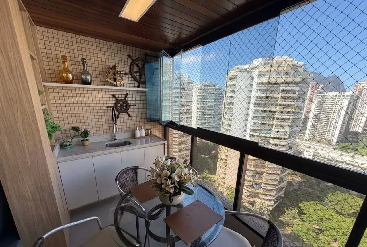 Water view in a 3-bedroom apartment, 136 m² — photo 3