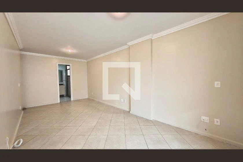 Apartamento com 3 suítes, varanda e 193 m² — photo 26