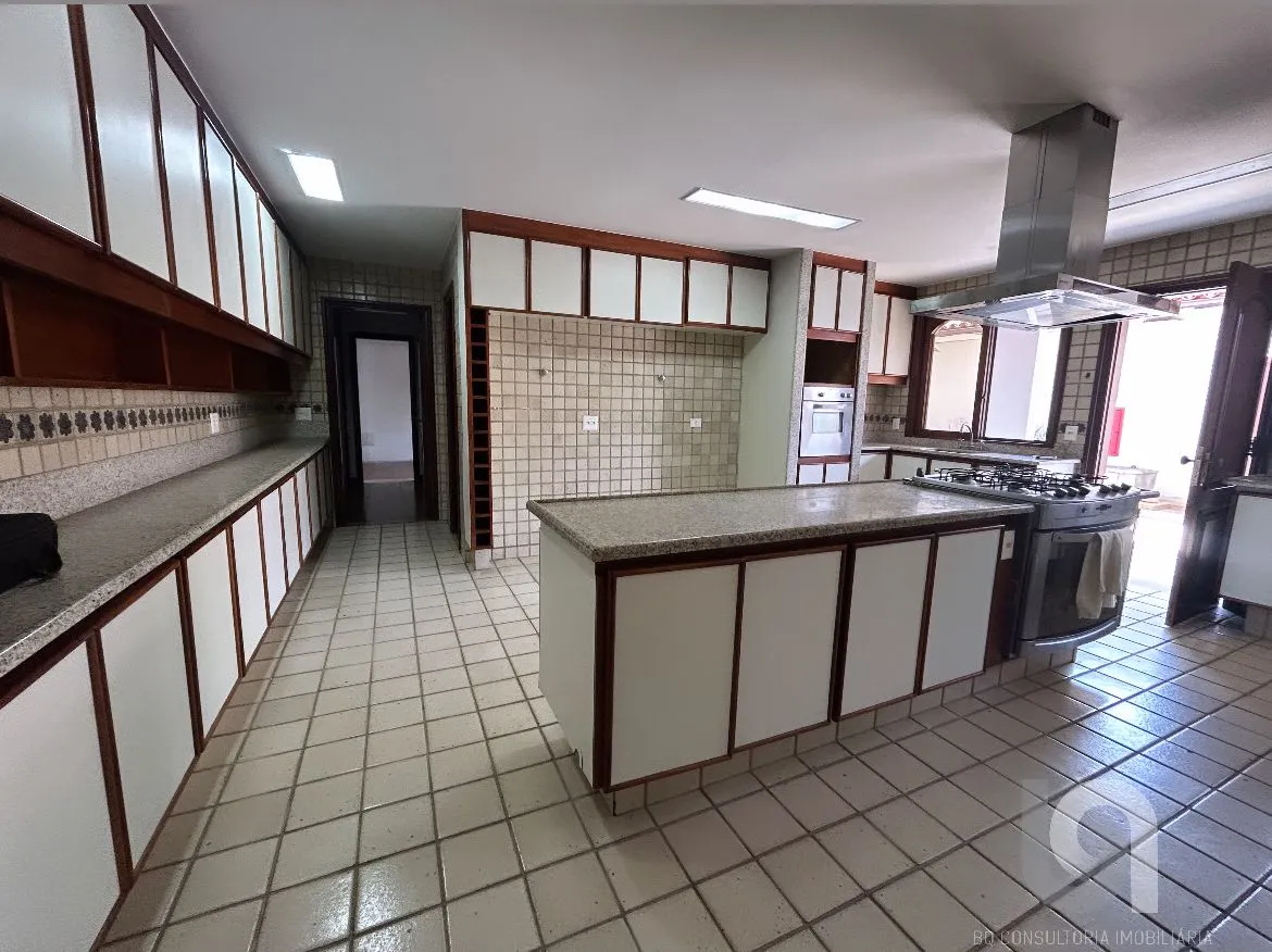 Casa sin amueblar con 5 dormitorios y parrilla en la terraza — photo 7