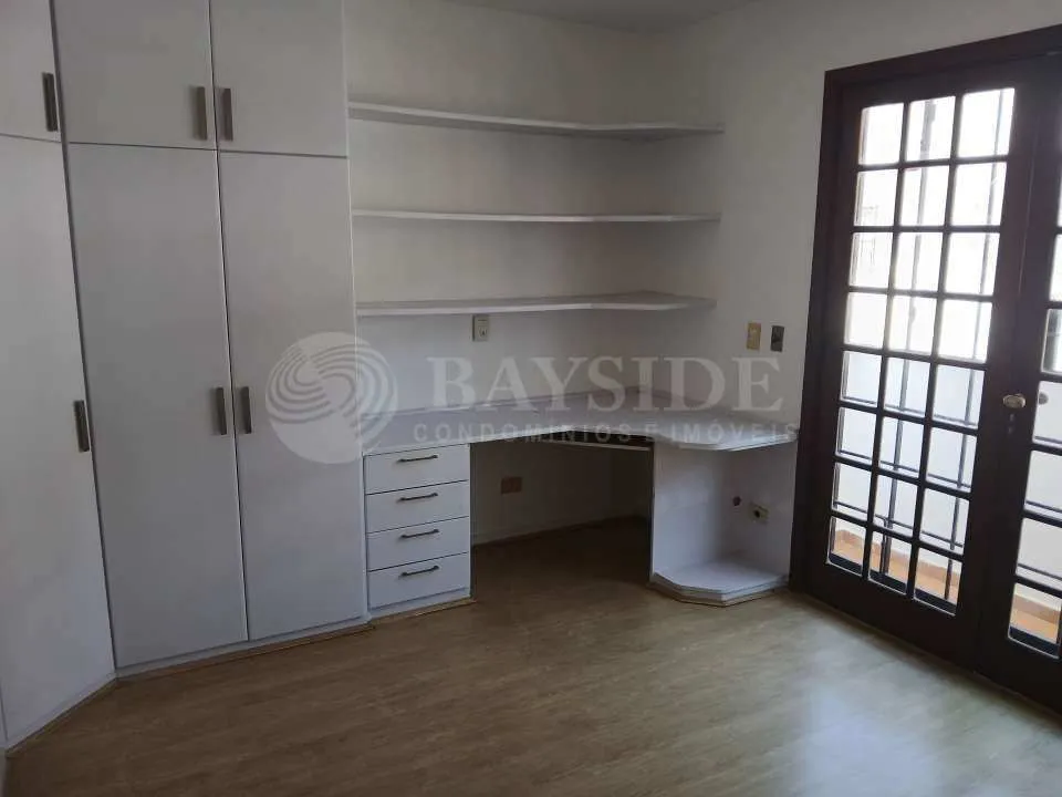 Apartment with private area and 3 bedrooms — photo 4
